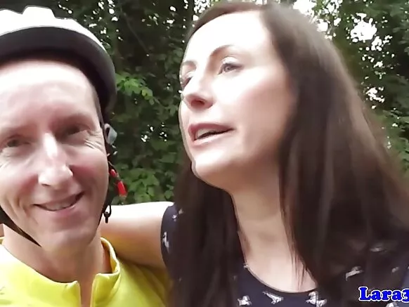 European chingelezi milf mbunda kuŵika zala masitokisi na anal ŵanakazi ŵalara kupanga chitemwa.