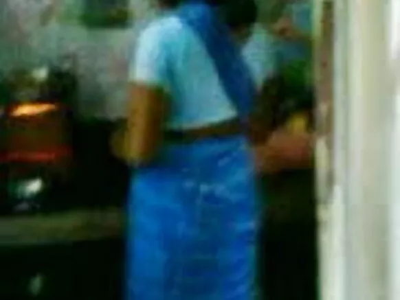 Busty kazembe wakavumbulika.