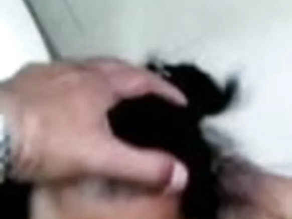 India wakunipa blowjob, aunty wakunipa na kugonana na amama ŵa mbunda zikuru.
