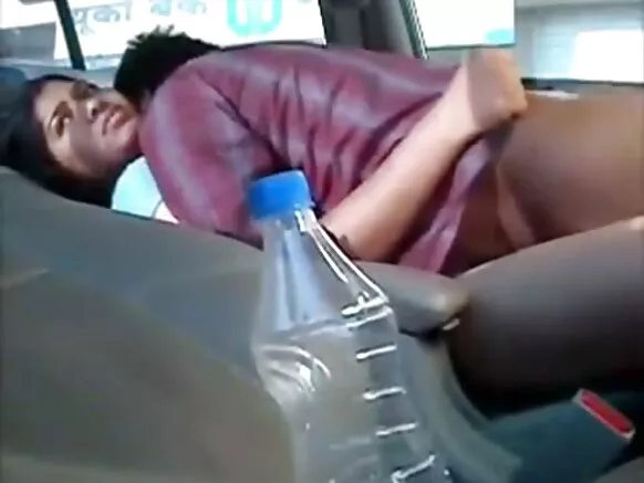 Damn mature wakulongora vidiyo mu galimoto yake kuti waliyose wawone.