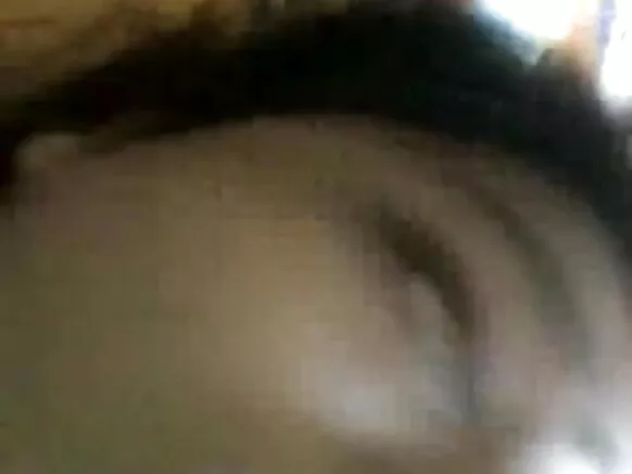 Indian bhabhi wakugonana na xxx mavidiyo gha ŵamama awo ŵakugwiriririka.
