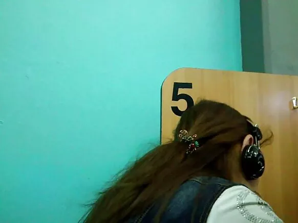 Kukhwaska ŵanakazi ŵakukhwima na mabere gha mafuta chigaŵa 2 cyber cafe 2.
