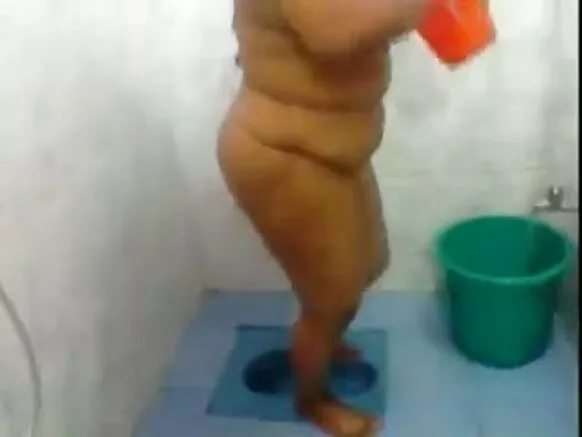 Aunty wa ku India uyo wali na mabere ghakuru ghakukhwima vidiyo ya poeno 1212 chigaŵa 1.