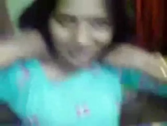 Indian sexy muzi bhabi nyengo yakwamba mwanakazi wakugonana mu mbunda na mubwezi wa panyumba.