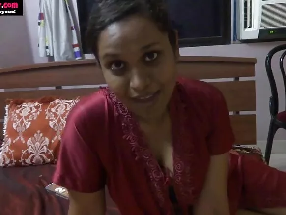 Lily msambizgi wa kugonana wakukhwima xxx indian kuseŵera.