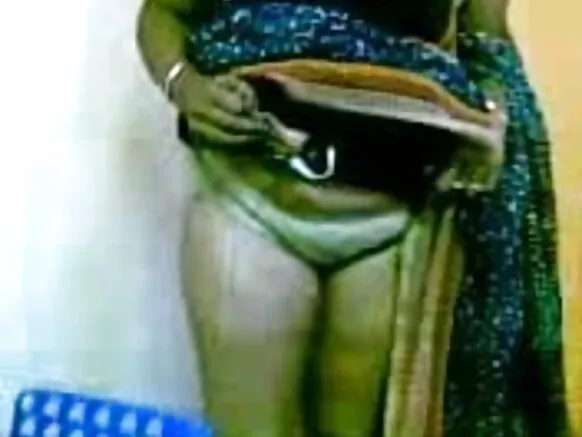 Aunty ŵanakazi ŵalara ŵa ku India ŵakuwala 1226.