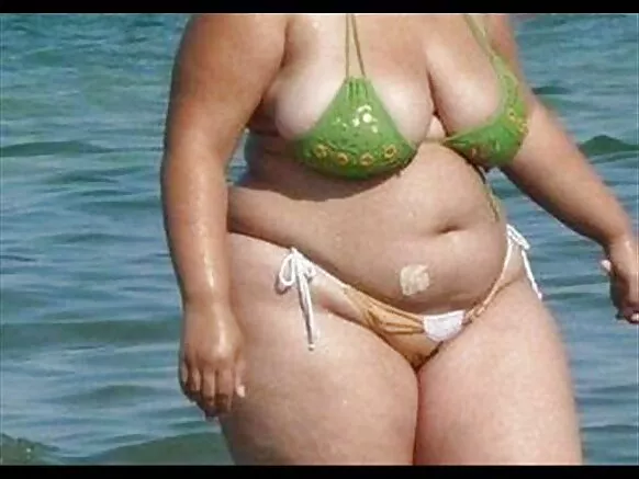 BBW Beach Voyeur Bikini - Mbunda Yakuwonekerathu - Makamera Ghakubisika Mbunda - Kukazenga Agogo Kugonana Mbunda Yake.