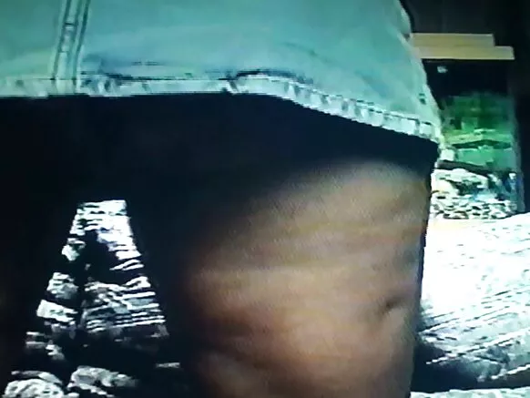 Mary wakufipa + wakufipa panji ŵanakazi ŵachekuru ŵa ku Japan ŵakugonana na milomo yikuru ya m’mabere.